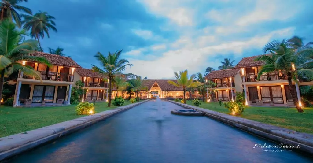 هتل ویلاز وادوااستخر 3